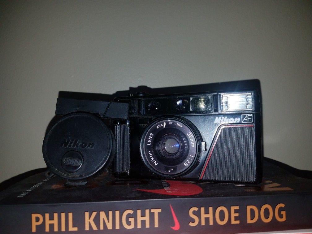 Nikon L35AF Camera Auto Focus Point and Shoot Film Camera 35mm