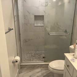 $100   Standing Showers And Bathroom Bottom For Sale 