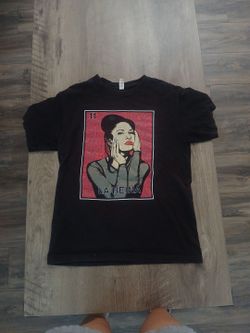 Selena t-shirt