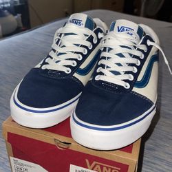  Vans