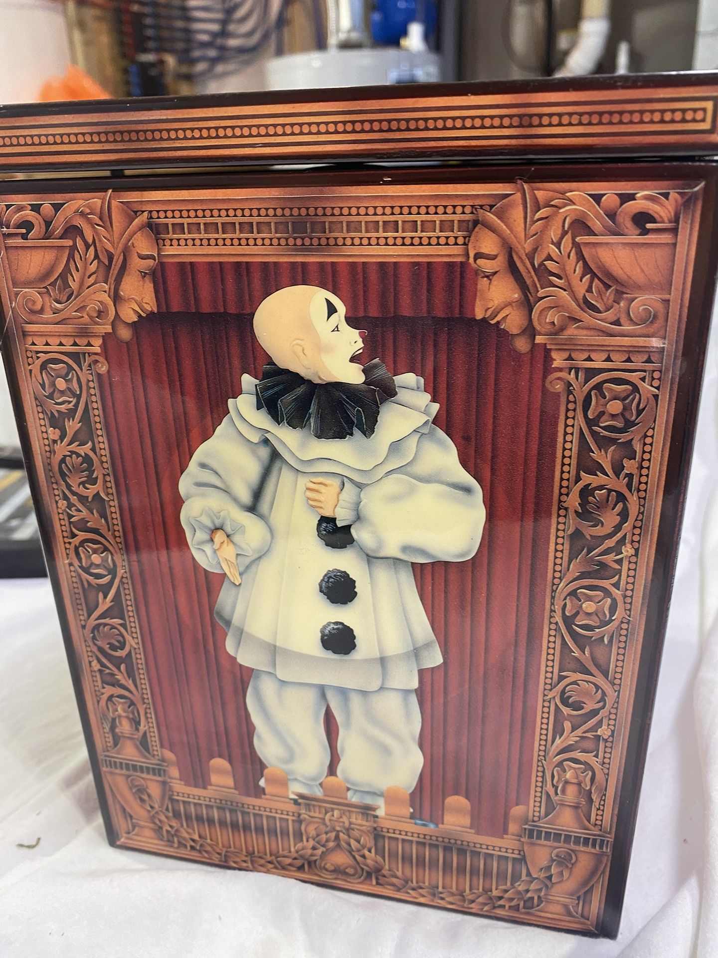 Pagliacci Limited Edition Musical Jack In The Box Artist faith wick 5the In Collection