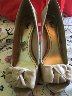 beige heels