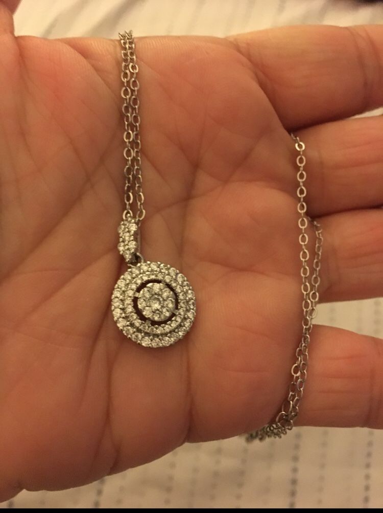 925 Sterling Silver Pendant Necklace