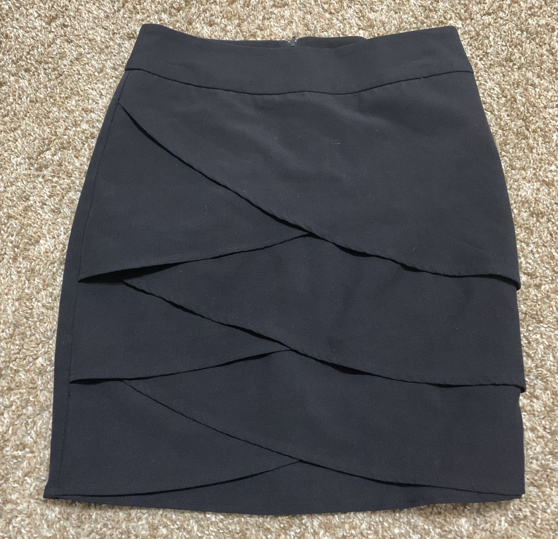 Black pencil skirt size 5