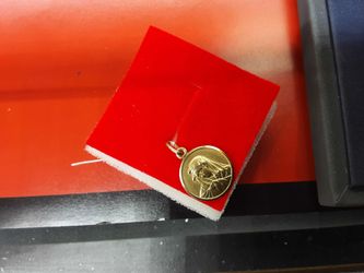 Yellow Gold 18k (.750) 2.8 grams