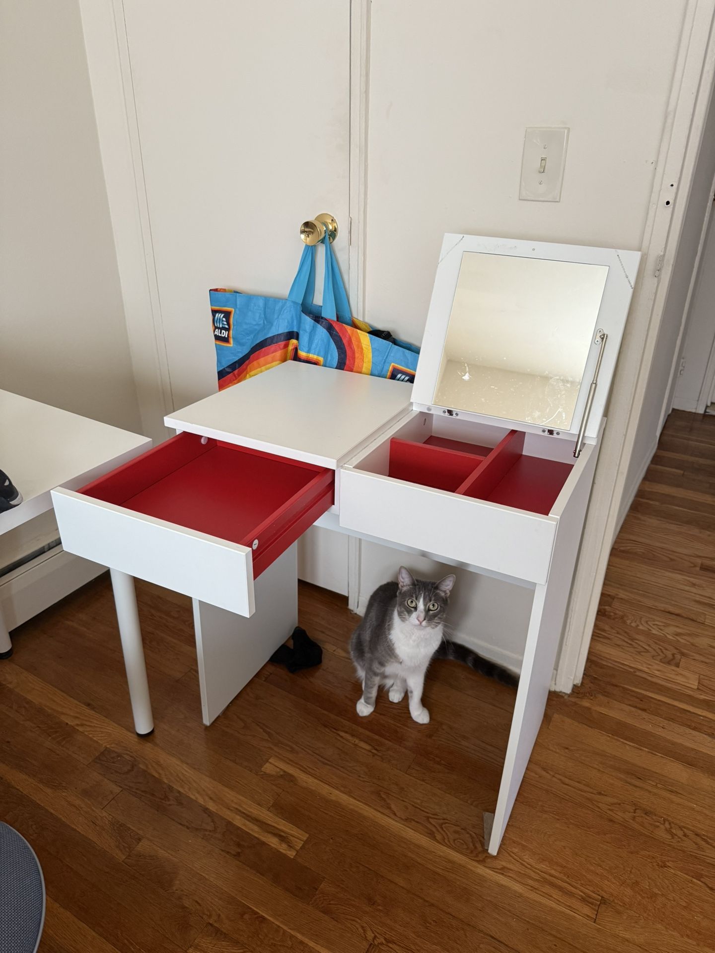 IKEA MAKEUP VANITY