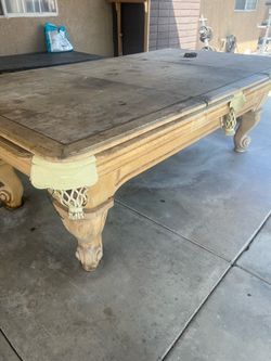 Pool table