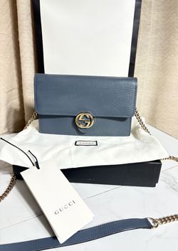 Gucci crossbody bag $530