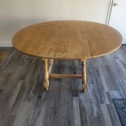 Expandable Wooden Dining Table