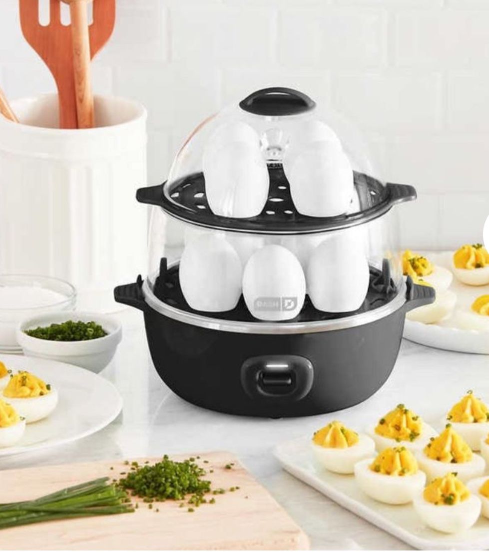 Egg Cooker Dash 17-piece All-in-One Egg Cooker, New.