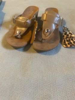 Vionic Caramel Park Sandals size 8
