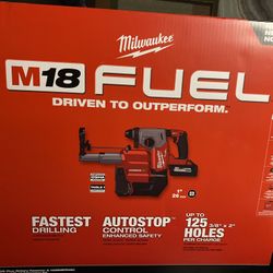 Milwaukee M18 FUEL 18V Lithium-Ion Brushless 1 in. Cordless SDS-Plus Rotary Hammer/Dust Extractor Kit, Two 6.0 Ah Batteries