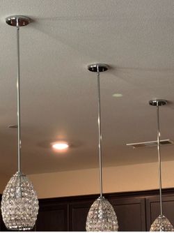 Pendant lights