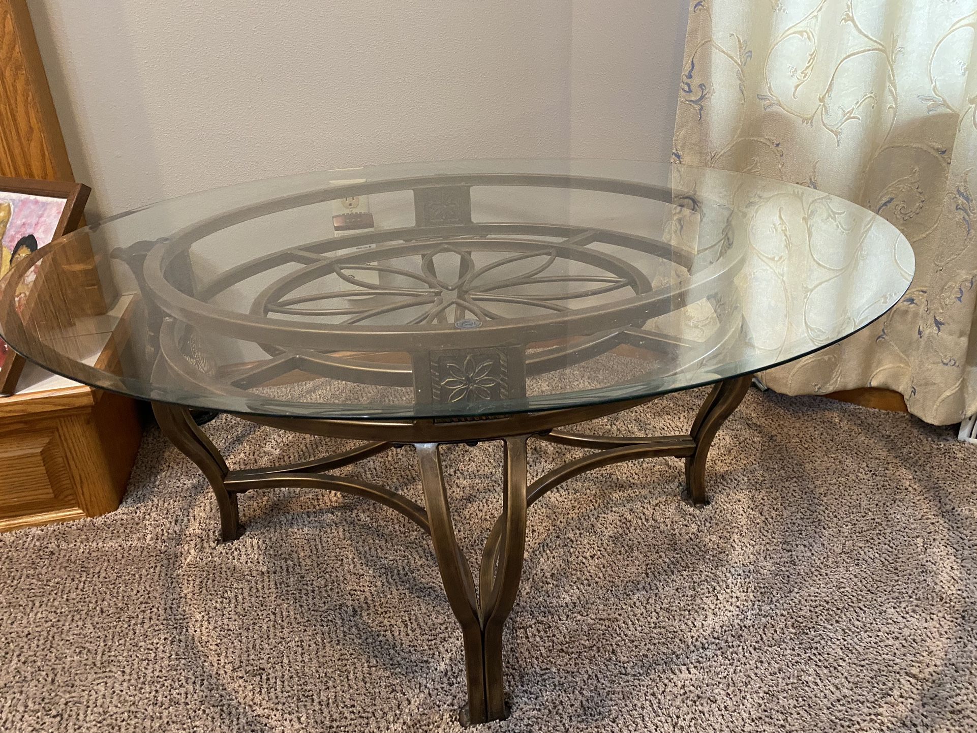 Glass Round Tables