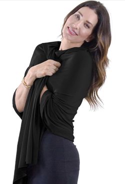 HappyLuxe Wayfarer Travel Shawl