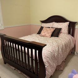 Full Size Bed Converts To Crib And toddler Bed