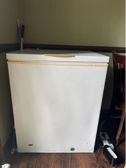 Deep freezer