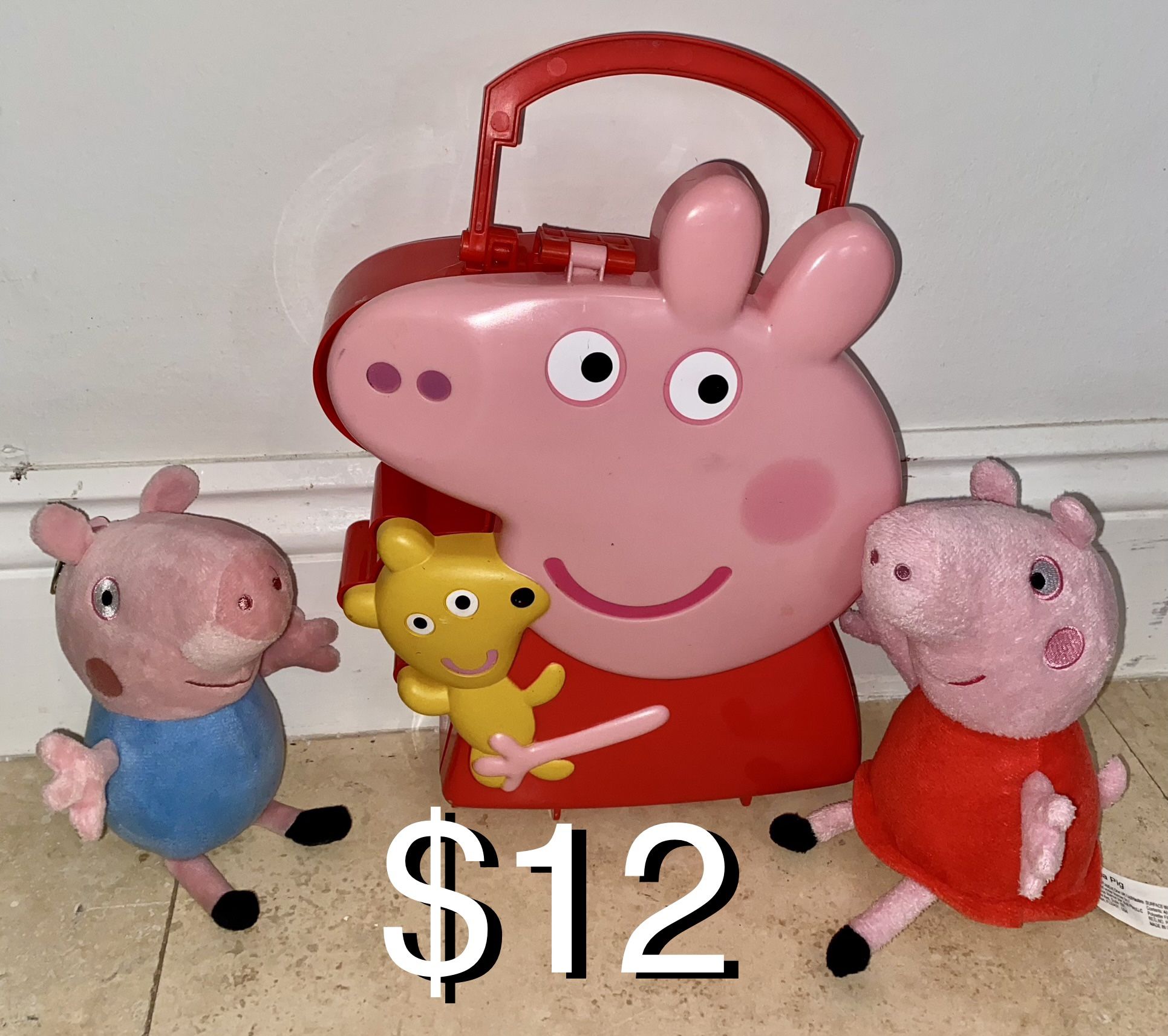 $12 Peppa Pig Bundle Pepp & George plushie & toy case 