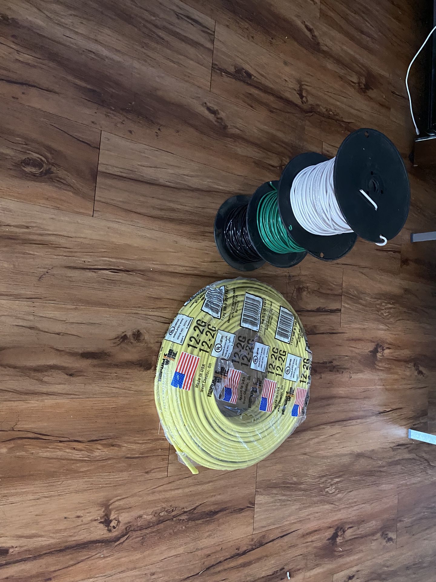 Romex 12/2 And Solís Wire 12