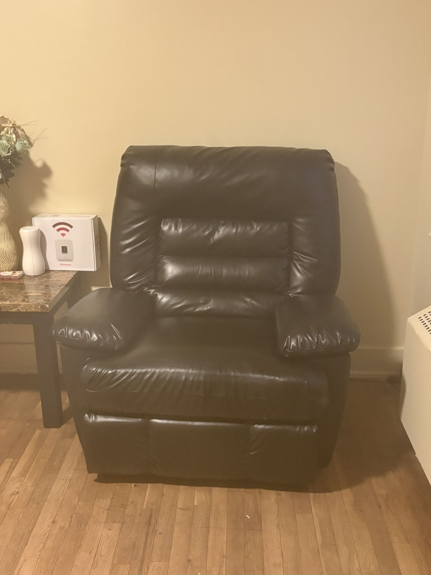Recliner Black Massage Chairs