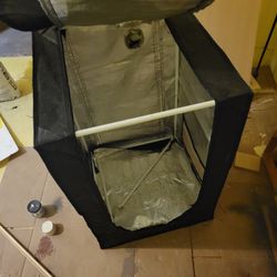 Hydro Tent Plant Grower With Led