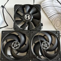 3 120mm Desktop fans