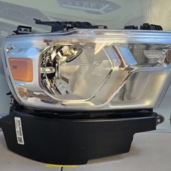 2019 2020 2021 2022 2023 2024 DODGE RAM 1500 RIGHT SIDE HEADLIGHT 