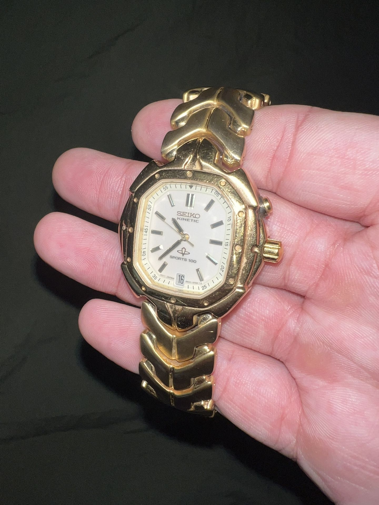 Seiko Sport 100
