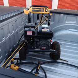 De Walt Pressure Washer 