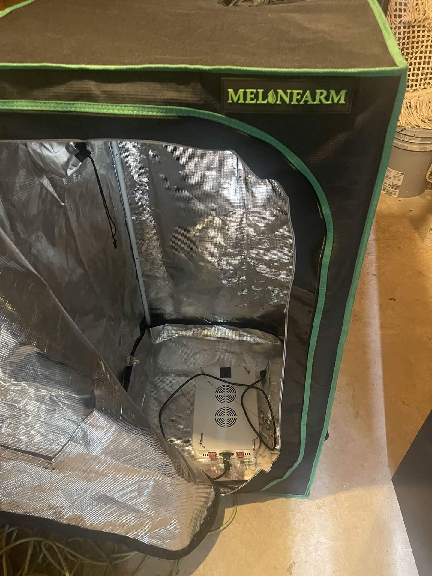 Grow Tent