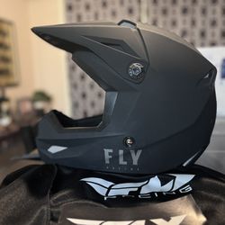 Fly Racing 2023 Adult Kinetic Solid Helmet (Matte Black, Medium)