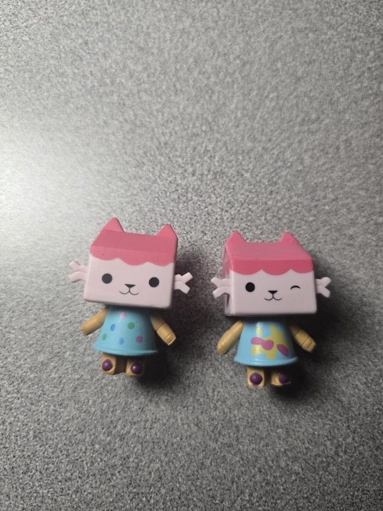 2 Gabby's Dollhouse Baby Box Cat Figures 1.5" Box Kitty Crafty Crafts Character