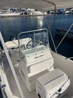 Boat windshield