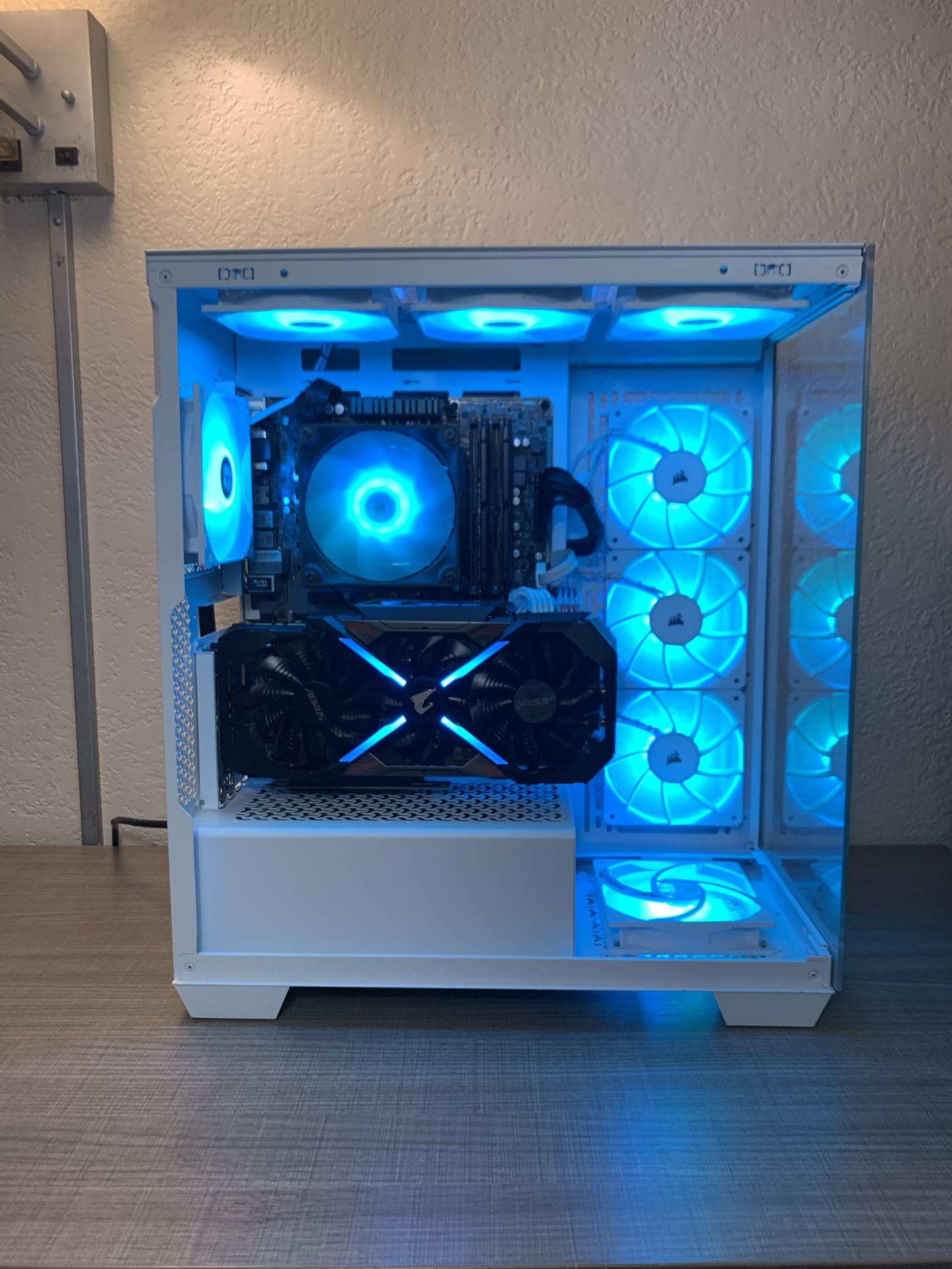 Gaming PC, GTX 1080Ti, Ryzen 5 2600, 16GB DDR4 3200Mhz, 512GB SSD