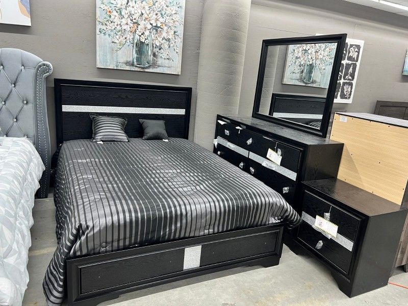 Miranda Black 4 Piece Queen Panel Bedroom Set // Queen Bed/ Dresser / Mirror/ Nightstand💐 New