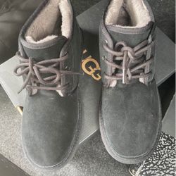 Men Nuemel Uggs