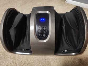 Best Choice Products Foot Massager Machine, Therapeutic Reflexology Massager w/ High-Intensity Rollers - Black