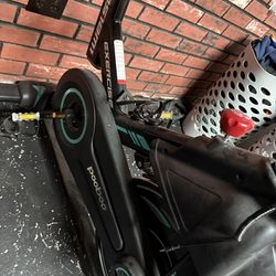 Pooboo Professional Indoor Cycling Bike Stationary Exercise Bikes Home Cardio Workout Bicycle Machine 350lb Flywheel Weight 40lbs