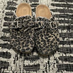 Picnic Leopard Slide Ons