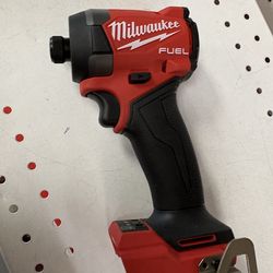 Milwaukee new 1/4” impact fuel M18 3 speeds