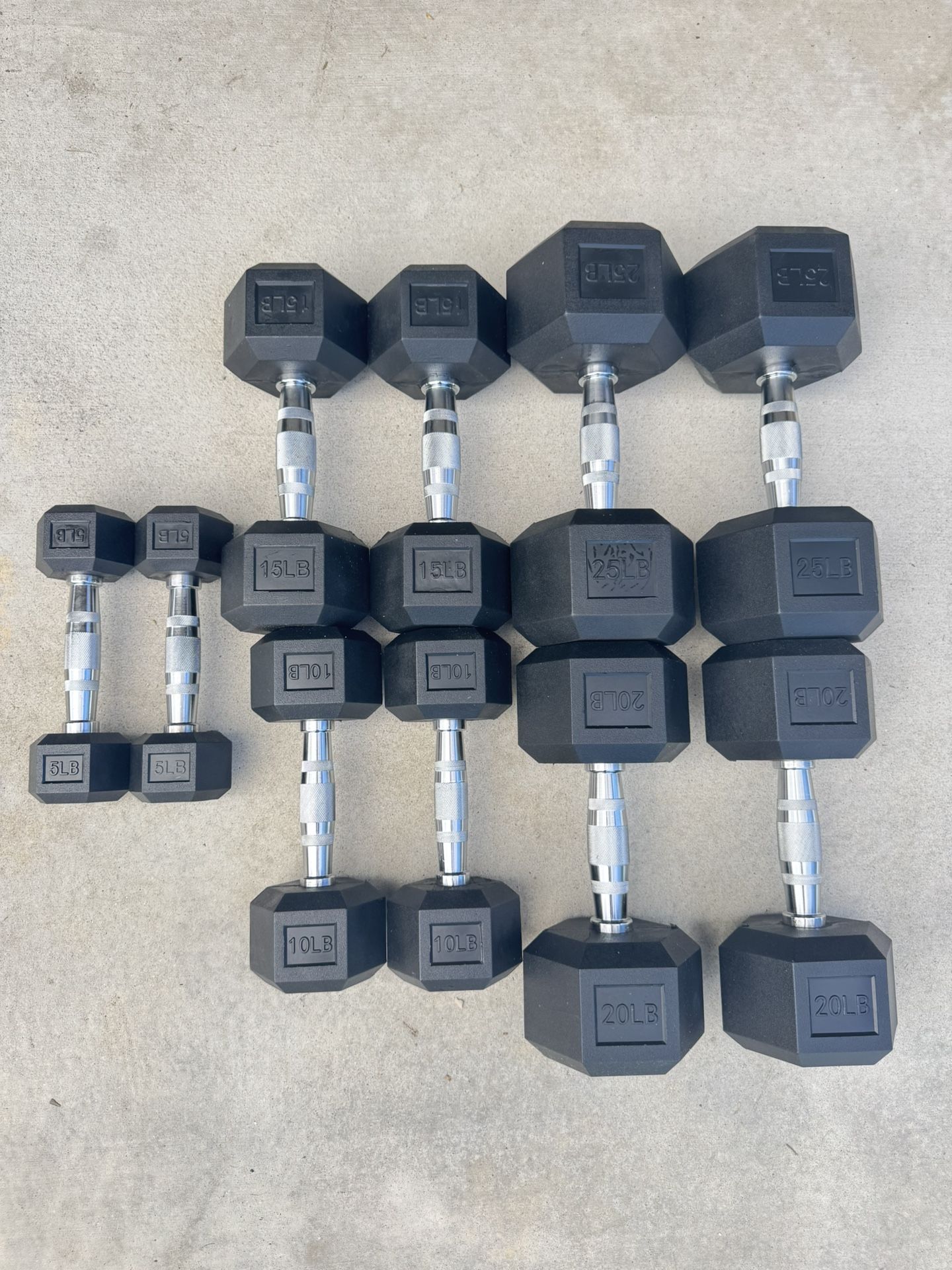 Brand New Dumbbells 5-25lbs Set total 150lbs