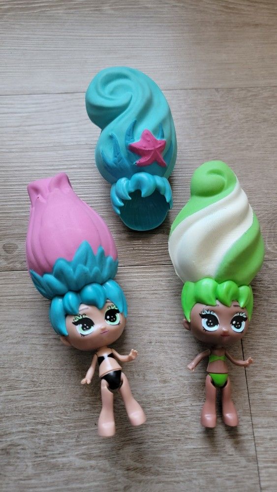 Blume Dolls