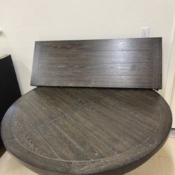 Wooden Rounded Table 