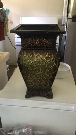 Vase de metal