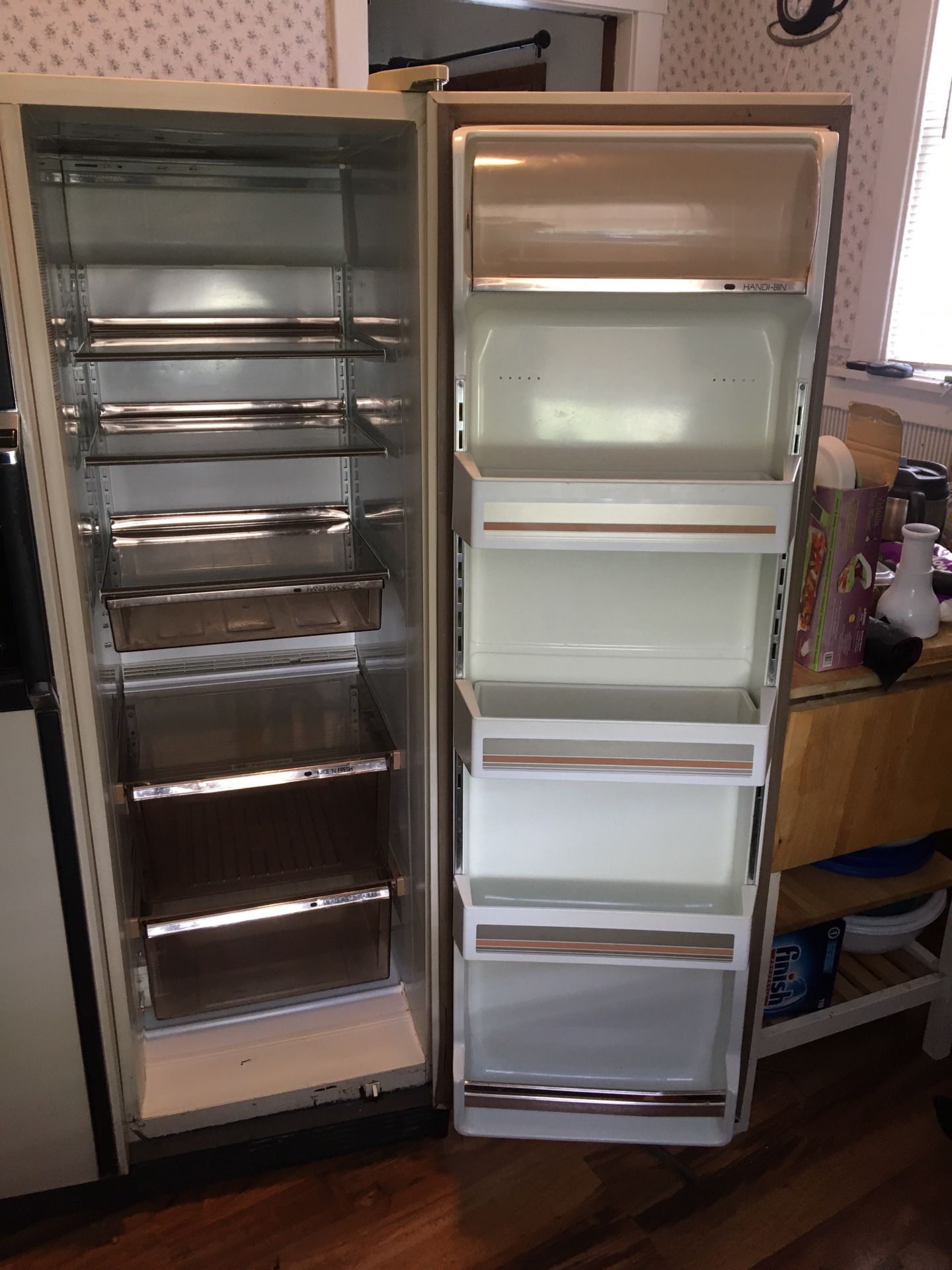 Kenmore 22 side by side refrigerator W/ ice and water door dispenser