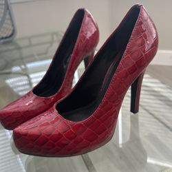 Gianni Bini Red 6.5 Heels