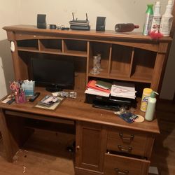 Upright desk