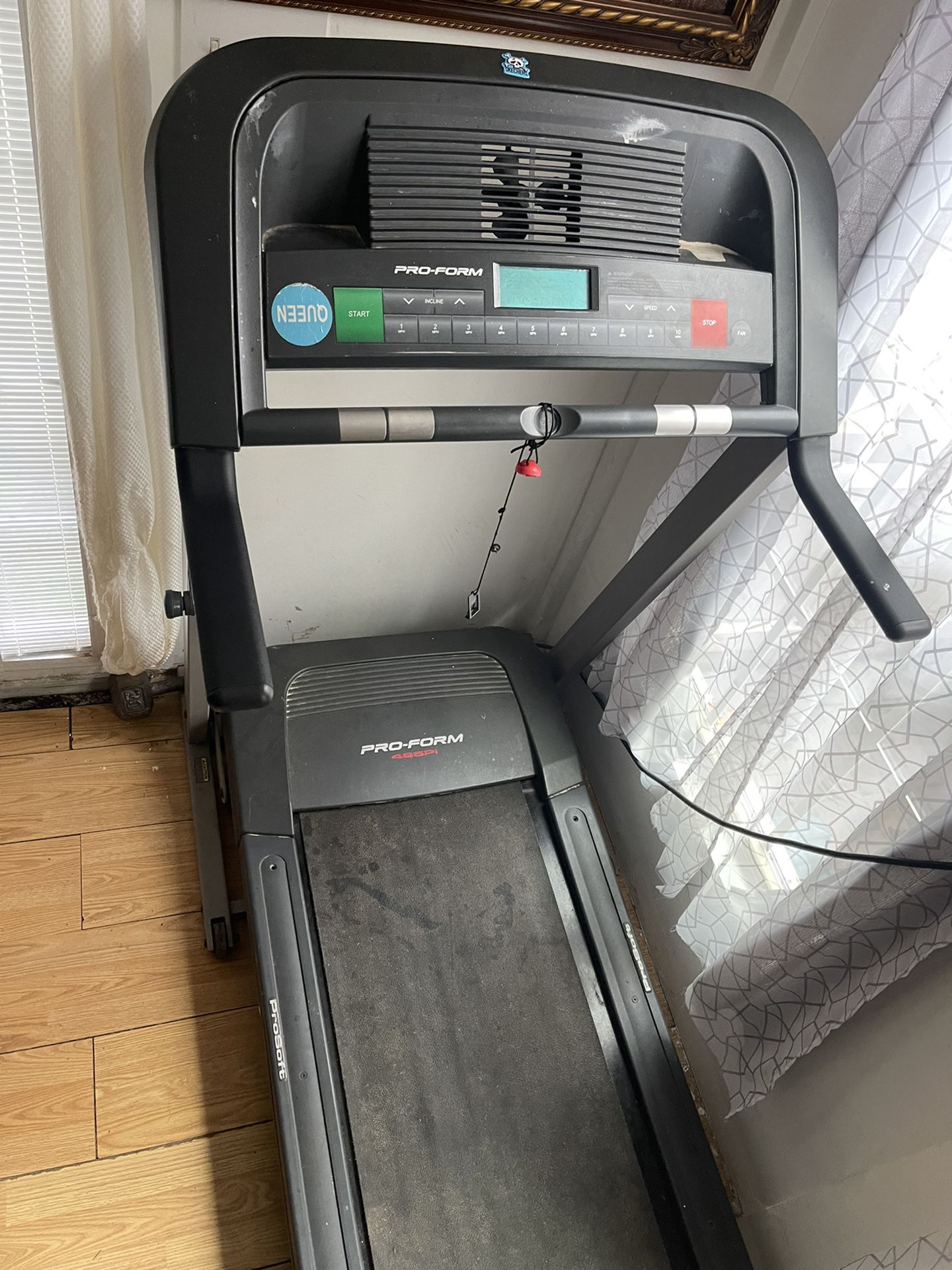 treadmill gym equipment 