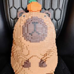 Hidpriva Capybara Building Block Kit – Complete w/ Box & Instructions