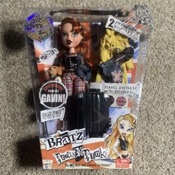 MGA BRATZ  World! LONDON Pretty N Punk MEYGAN Fashion Doll NIB